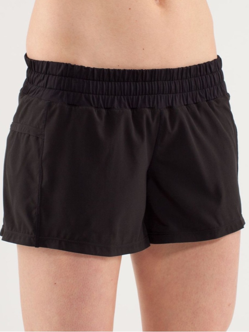 Lululemon Tracker Short Low Rise - Picture 2 of 10